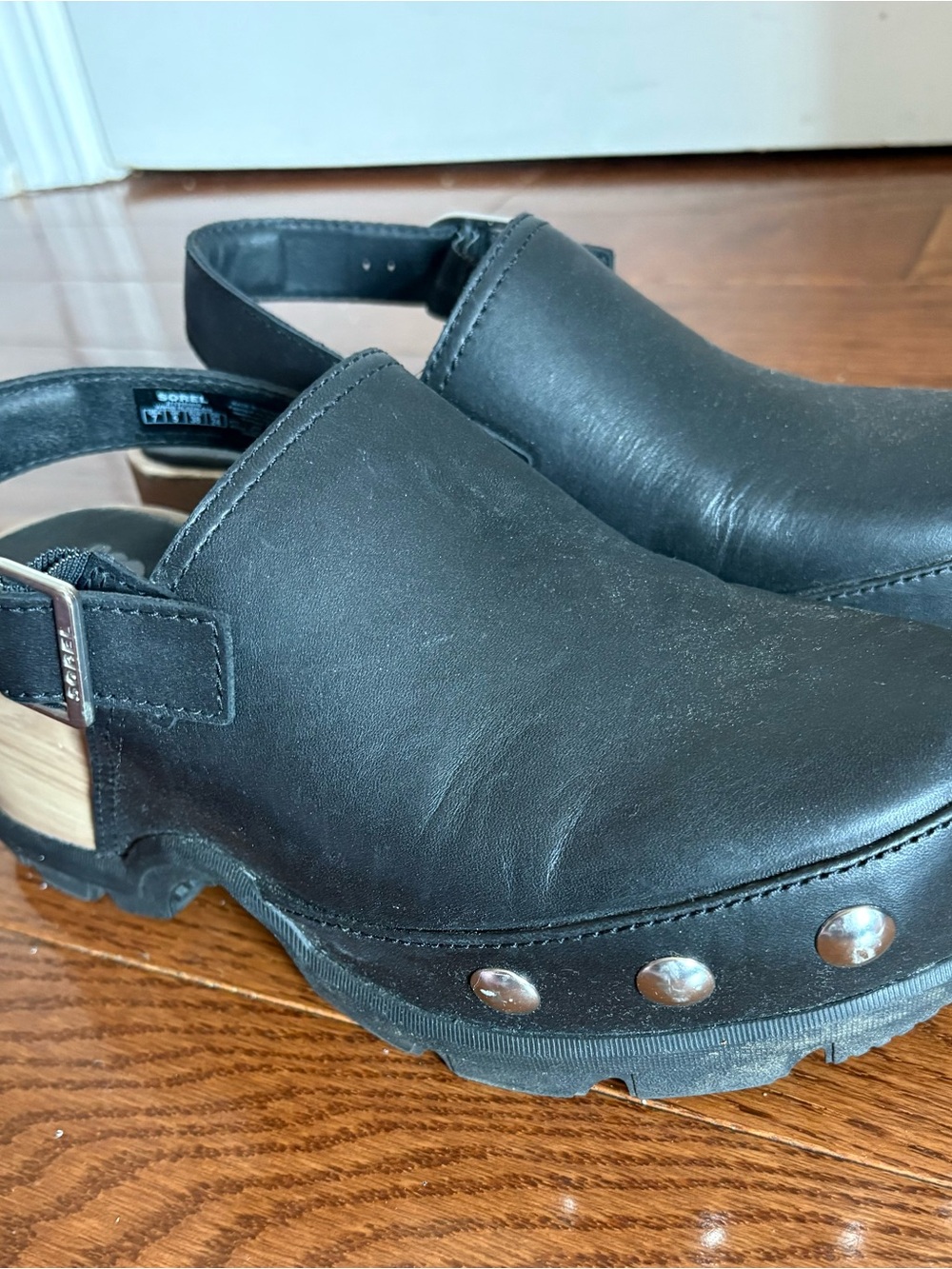Sorel roamn clog black
